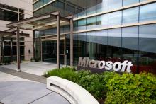 Microsoft ...  تستحوذ على شركة تطور تقنية جديدة للعروض التقديمية