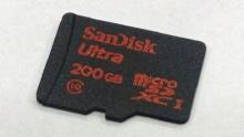 Sandisk تعلن عن وسائط تخزين تشتغل بتقنية الاتصال اللاسلكي موجهة للاجهزة الذكية